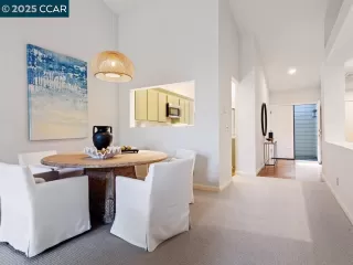 Photo #3: 41112408 Listing 