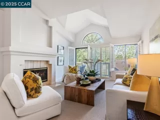 Photo #5: 41112408 Listing 