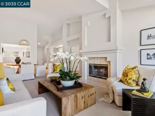 Photo #6: 41112408 Listing 