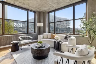 Photo #1: 41112419 Listing 