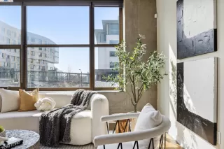 Photo #2: 41112419 Listing 