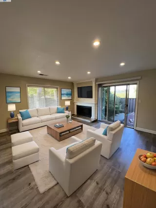 Photo #1: 41112433 Listing