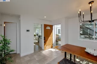 Photo #5: 41112437 Listing