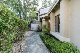 Photo #2: 41112453 Listing 