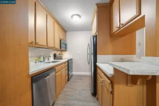 Photo #2: 41112474 Listing