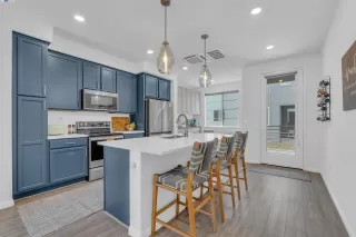 Photo #1: 41112483 Listing