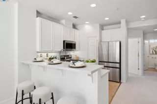 Photo #5: 41112508 Listing