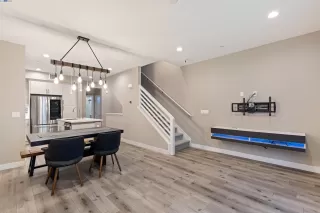 Photo #2: 41112527 Listing 