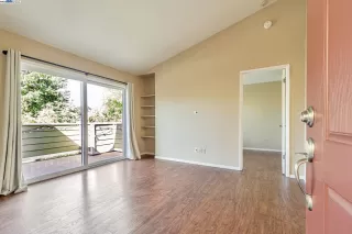 Photo #5: 41112537 Listing 