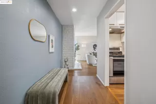 Photo #3: 41112538 Listing 