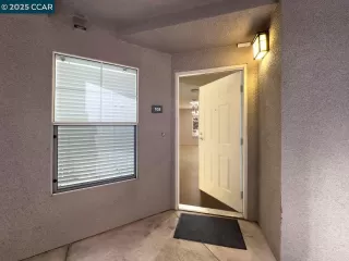 Photo #4: 41112549 Listing