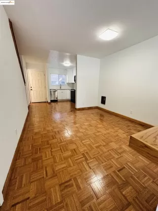 Photo #5: 41112553 Listing 