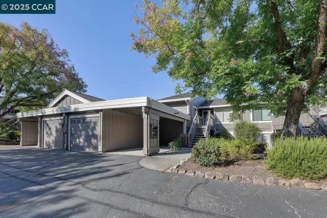 MLS: 41112578 Condo For Sale