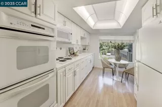 Photo #1: 41112578 Listing