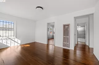 Photo #1: 41112615 Listing