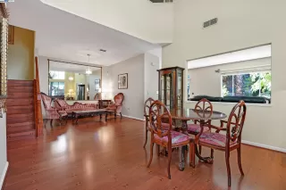 Photo #3: 41112621 Listing 