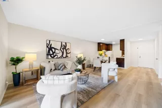 Photo #2: 41112644 Listing 