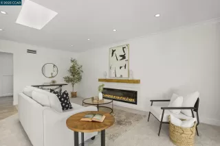 Photo #2: 41112663 Listing 