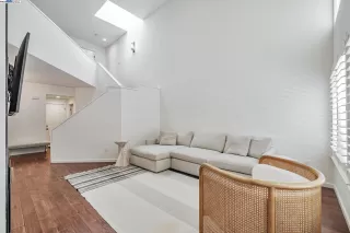 Photo #6: 41112670 Listing 