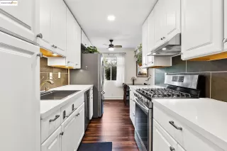 Photo #2: 41112697 Listing 