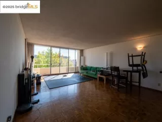 Photo #3: 41112700 Listing