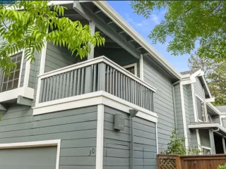 Photo #2: 41112762 Listing