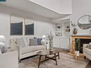 Photo #6: 41112762 Listing