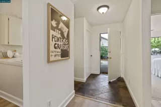 Photo #3: 41112765 Listing