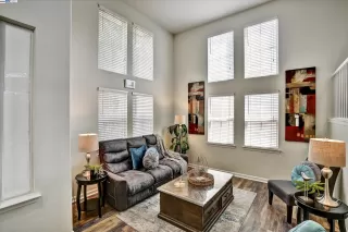 Photo #4: 41112805 Listing