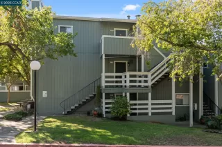 Photo #2: 41112836 Listing