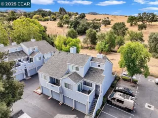 Photo #1: 41112854 Listing