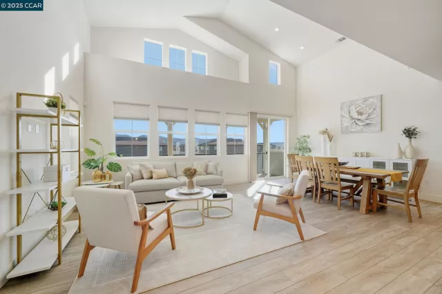 MLS: 41112870 Condo For Sale