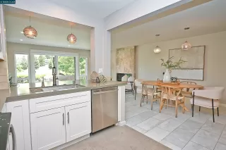 Photo #4: 41112876 Listing