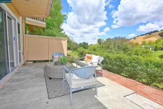 Photo #5: 41112876 Listing