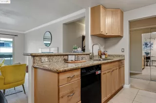 Photo #5: 41112945 Listing