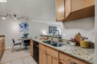 Photo #6: 41112945 Listing