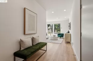 Photo #2: 41113004 Listing