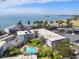 Photo #1: 41113011 Listing