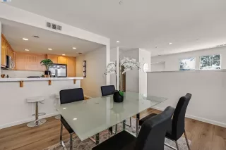 Photo #6: 41113060 Listing 