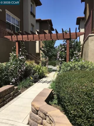 Photo #1: 41113077 Listing