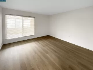 Photo #6: 41113112 Listing 