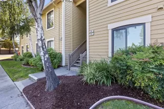 More Details about MLS # 41113135 : 655 CENTER AVE