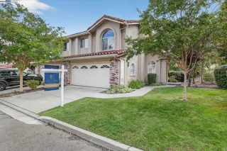 Click for more information on MLS # 41113218 : 214 BELLFLOWER DR More Details about MLS # 41113218 : 214 BELLFLOWER DR