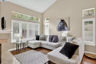 Photo #6: 41113218 Listing