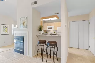 Photo #5: 41113298 Listing 