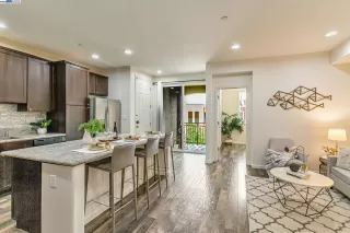 Photo #4: 41113309 Listing