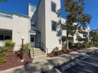 Click for more information on MLS # 41113311 : 1420 BEL AIR DR # 207 More Details about MLS # 41113311 : 1420 BEL AIR DR # 207