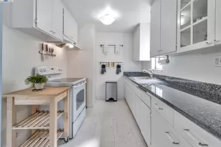 Photo #4: 41113351 Listing