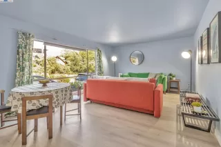 Photo #6: 41113351 Listing