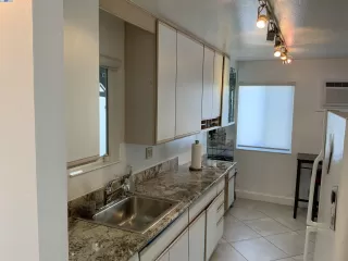 Photo #3: 41113353 Listing